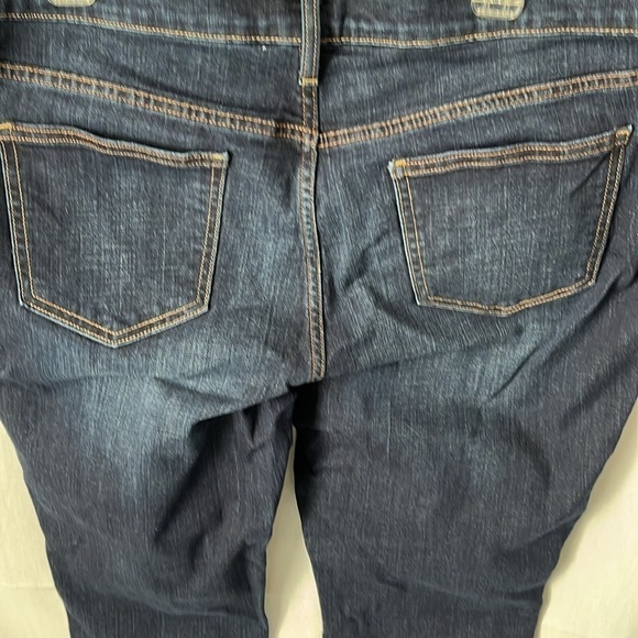 Old Navy SweetHeart Jeans - Picture 6 of 8